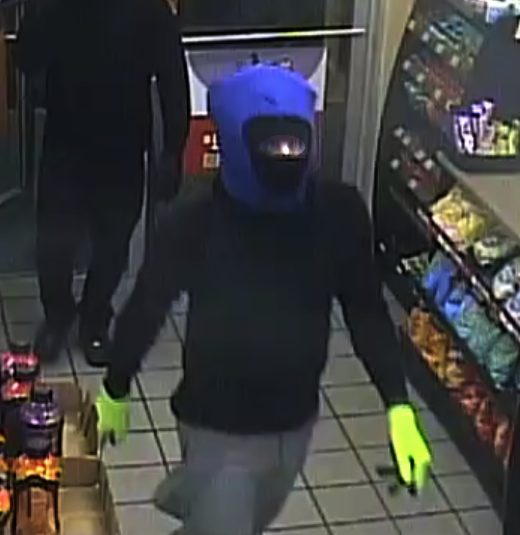 HCSO looking for suspects that robbed Circle K gas station Supporting Image