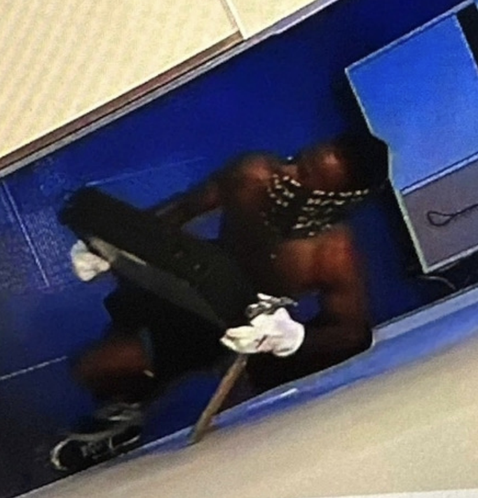 HCSO BUSCA SOSPECHOSO QUE ROBÓ VARIOS NEGOCIOS