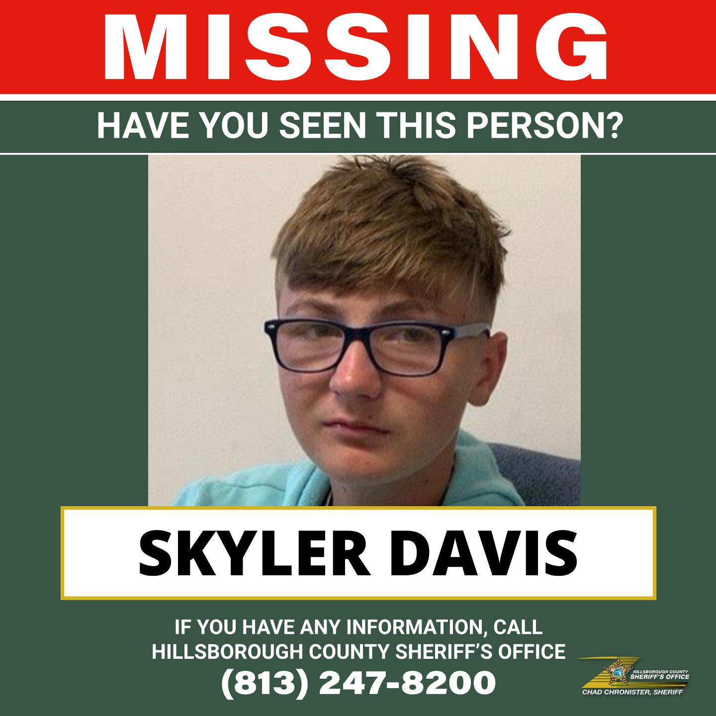 Deputies searching for missing teenager