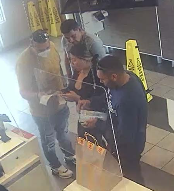 HCSO looking for ring of pick pocket suspects image